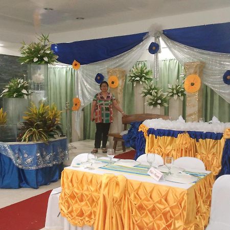 Gazebo Pools&Restaurant Hotel Cabadbaran Buitenkant foto