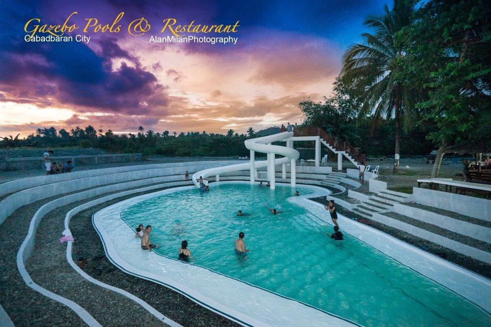Gazebo Pools&Restaurant Hotel Cabadbaran Buitenkant foto