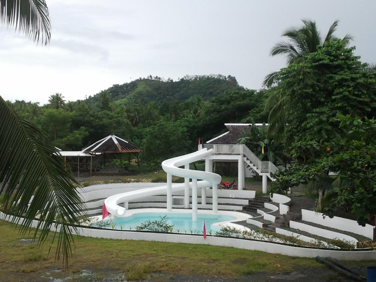 Gazebo Pools&Restaurant Hotel Cabadbaran Buitenkant foto